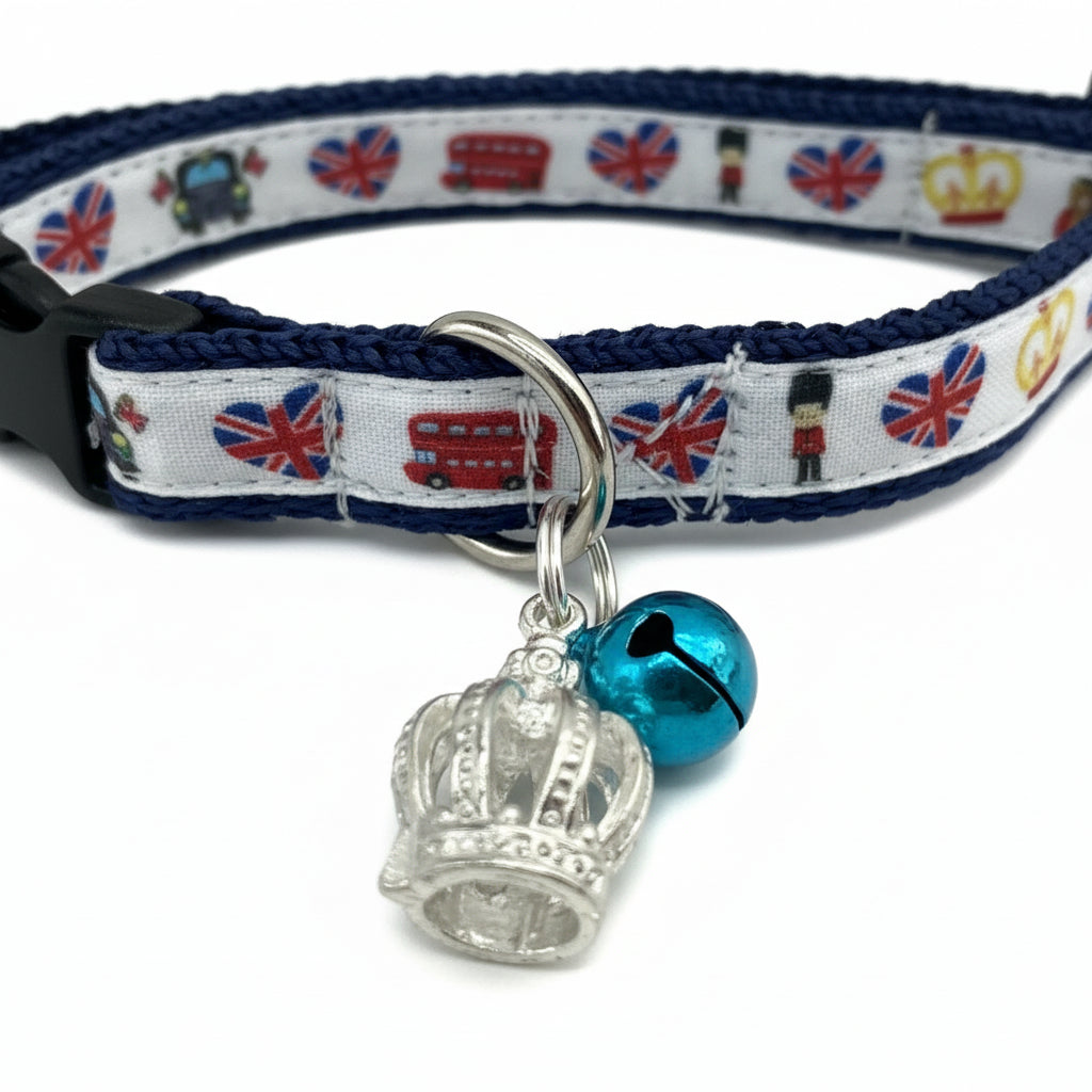 London Cat Collar with Bell & Crown Charm