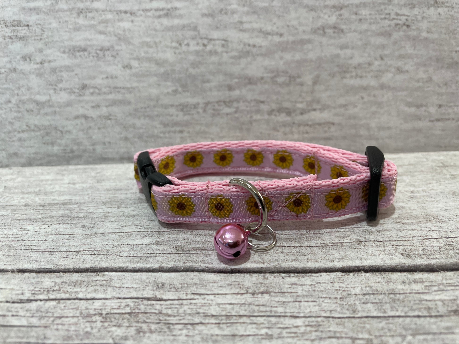 Sunflower Heads Cat Collar - View 2 | Dottie's Pet Boutique