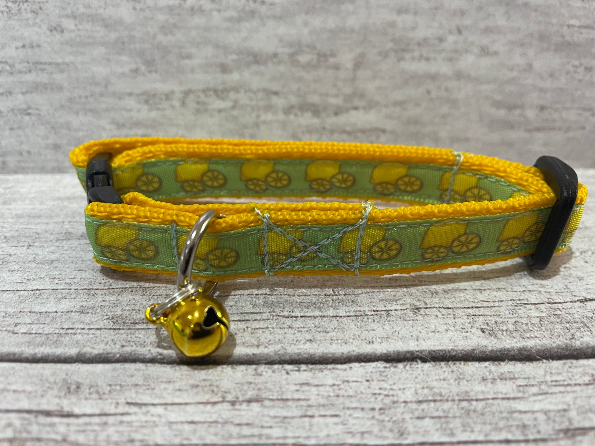 Lemons Inspired Cat Collar - Handmade in the UK | Dottie's Pet Boutique