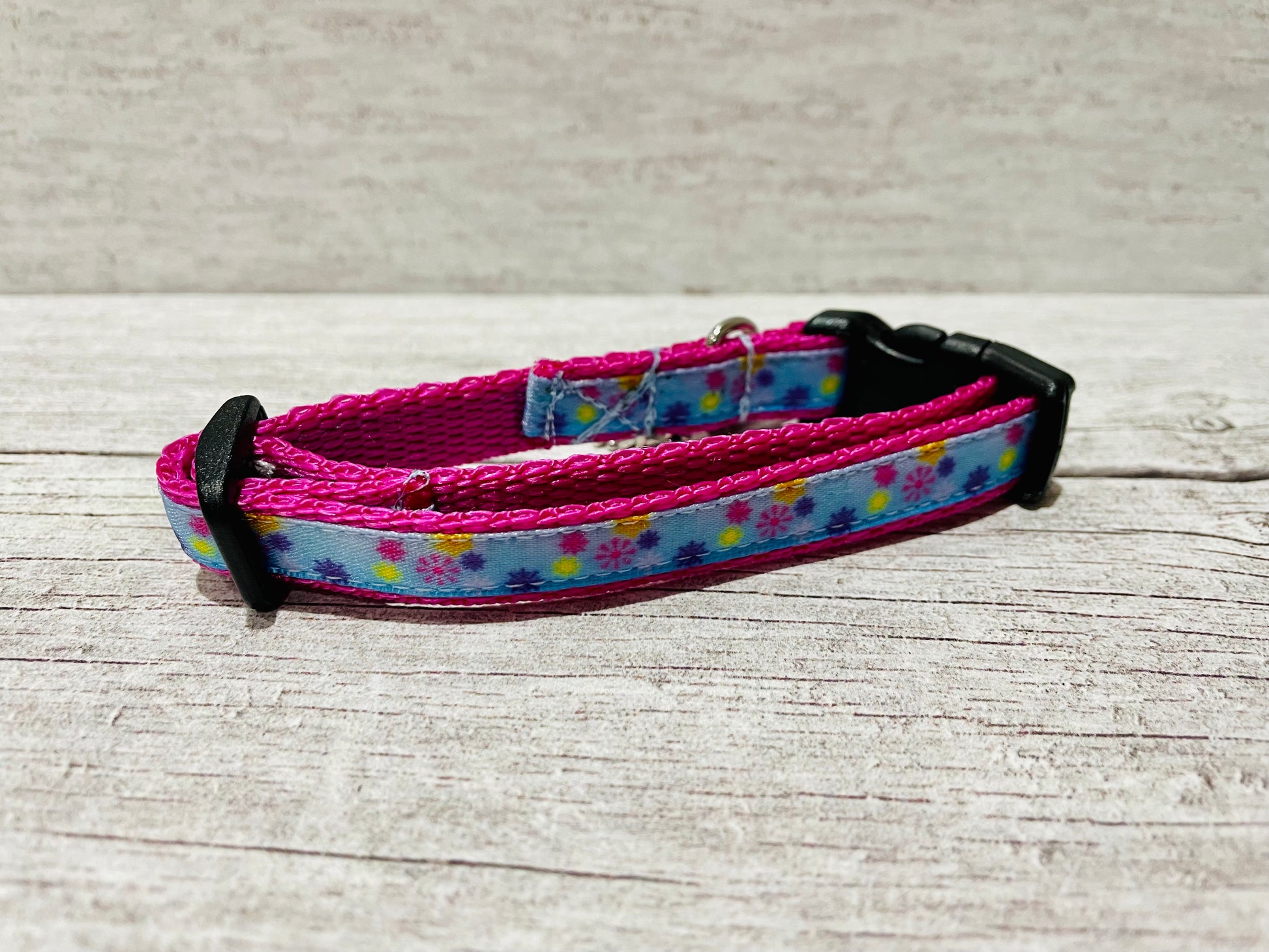 Snowflake Inspired Cat Collar - View 2 | Dottie's Pet Boutique