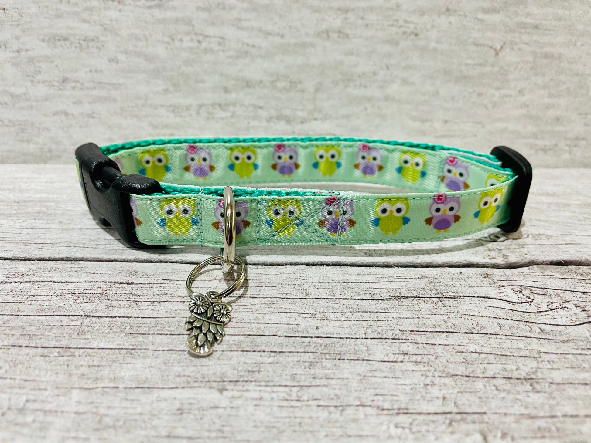 Green Owl Dog Collar - Handmade in the UK | Dottie's Pet Boutique