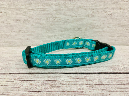 Daisy Print Cat Collar - View 2 | Dottie's Pet Boutique