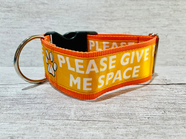 Please Give Me Space Collar