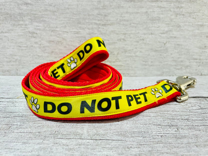Do Not Pet Alert Dog Lead - View 3 | Dottie's Pet Boutique