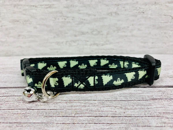 Halloween Ghosts Cat Collar